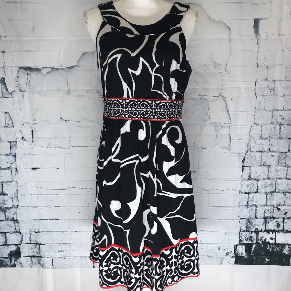 WHITE HOUSE BLACK MARKET dress